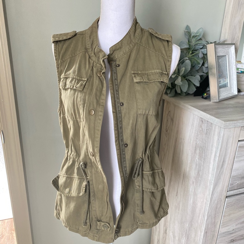 Per Se Utility Vest